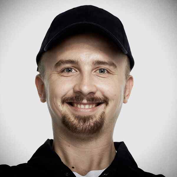 https://nowoczesny-makow.pl/wp-content/uploads/2018/09/our_team_03.jpg